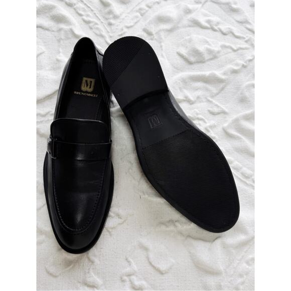Bruno Magli Pablo Buckle Strap
Loafer Size 8 New main image 9